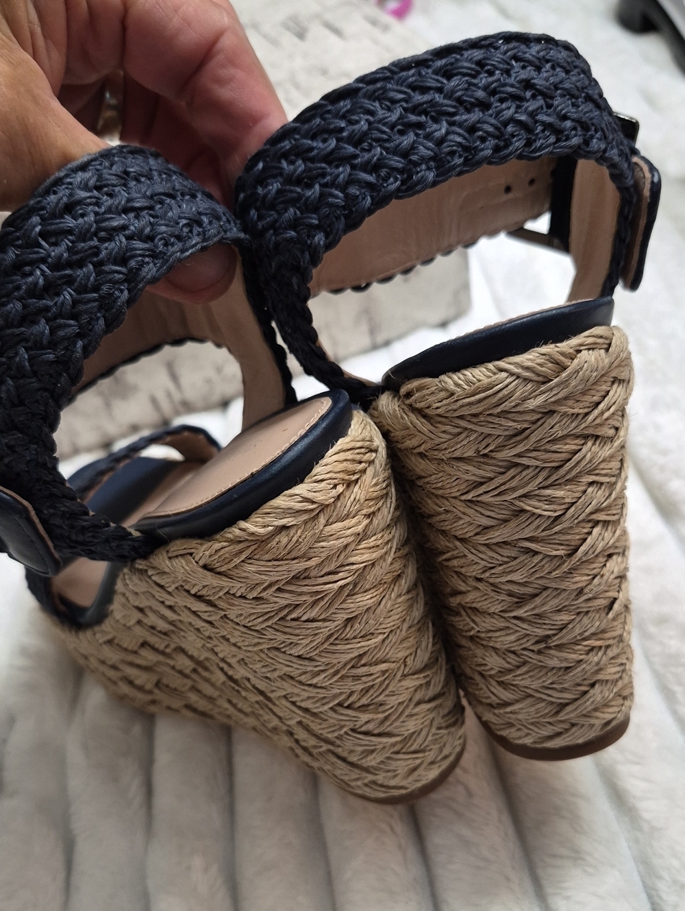 Stuart Weitzman Alexis Nice Blue Crochet Wedge Espadrille Women's Sz 6.5 $455 - Picture 5 of 13